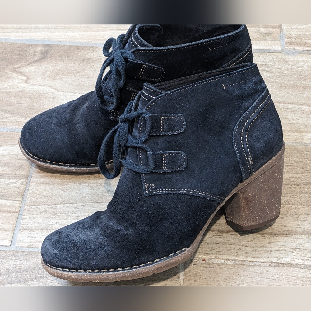 Clarks Carleta Lyon Black Suede Leather Ankle Boot Booties